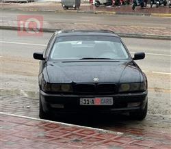 بي ام دبليو الفئة 7